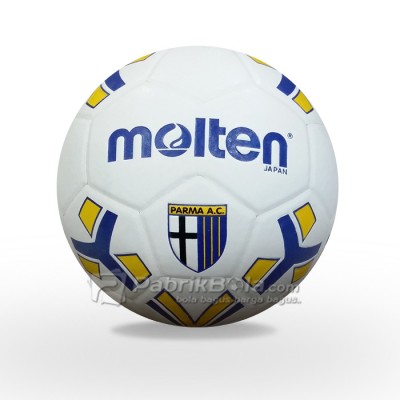 Bola Sepak Molten 